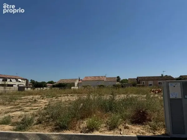 Terrain 360 m²