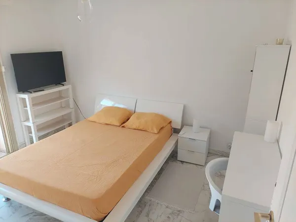 Studio 1 pièce 12 m²