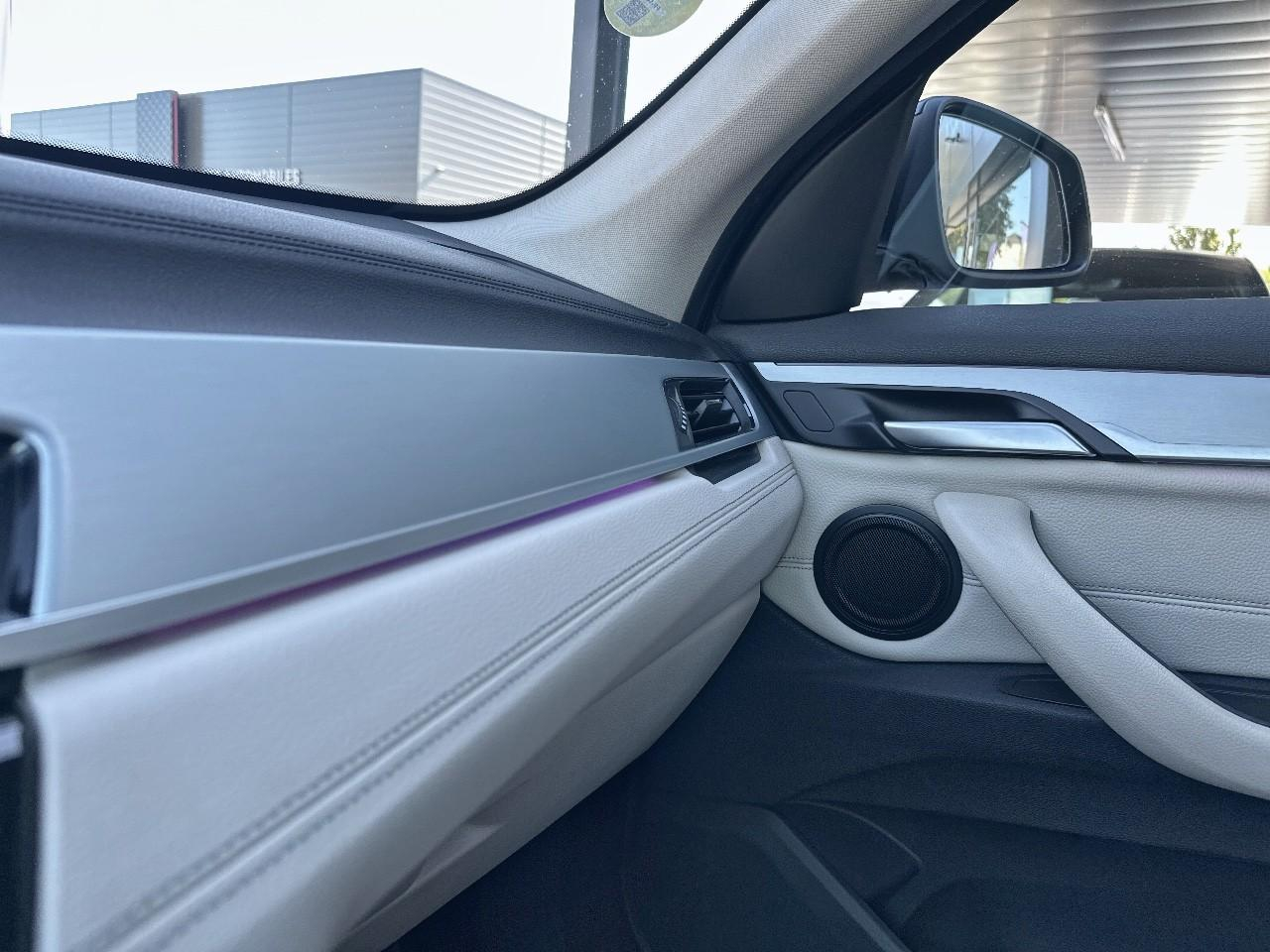 Bmw X1 sdrive18da 150ch business design — photo 25