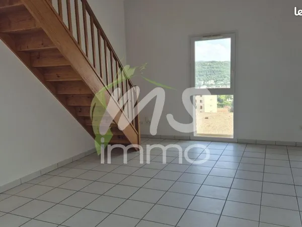Appartement 3 pièces 100 m²