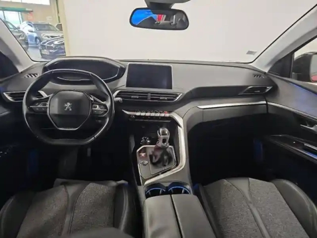 Peugeot 3008 1.2 puretech 130ch allure s&amp;s — photo 13