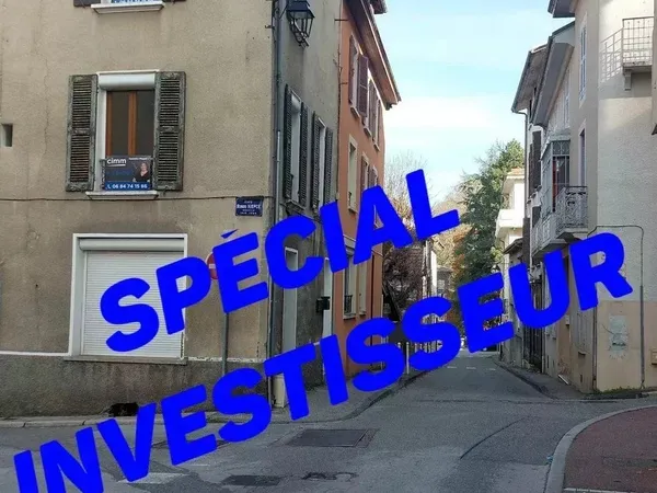 Maison de ville composée de 4 logements