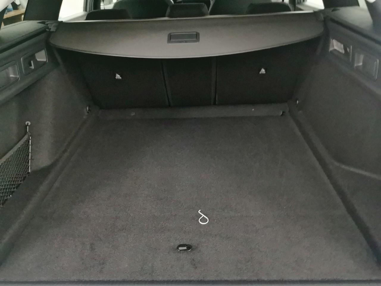 Peugeot 308 sw hybrid 145 e-dcs6 style — photo 14