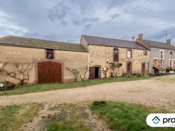 Maison 10 pièces 245 m²