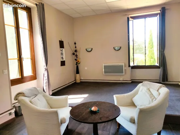 Cabinets consultation à partager