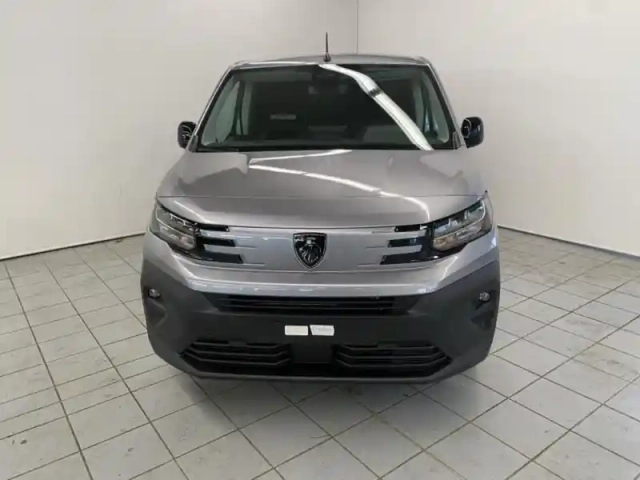 Peugeot Partner m diesel 130ch automatique pack premium connect — photo 18