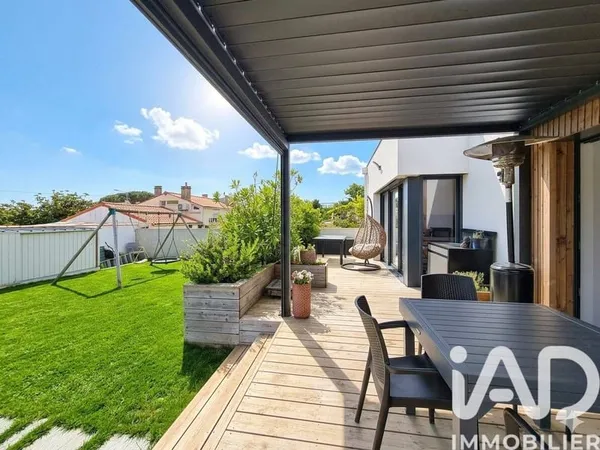 Maison 5 pièces 146 m²