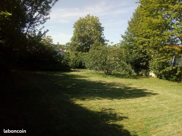 Vente terrain constructible 526 m² Villecresnes (94440)