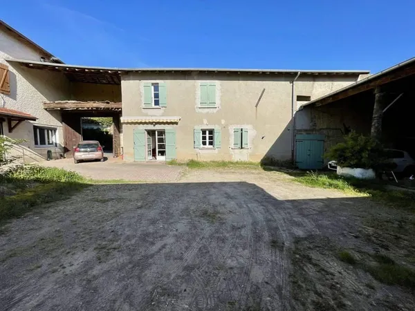 Maison 3 pièces 276 m²