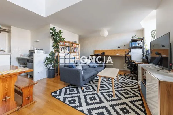 Appartement 2 pièces 65 m²