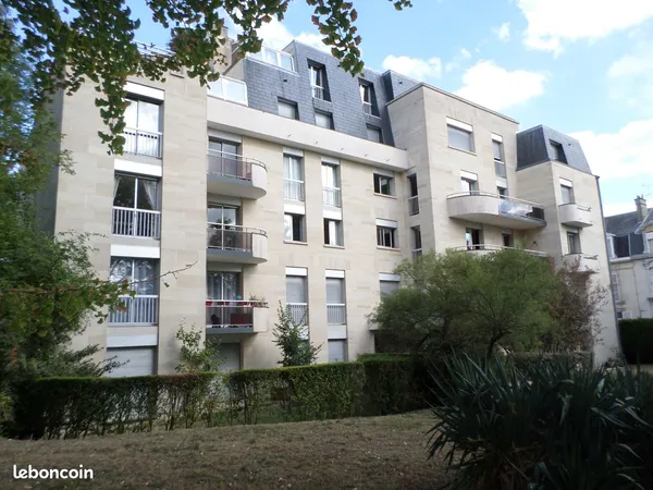 Appartement T5 117 m² Centre Ville
