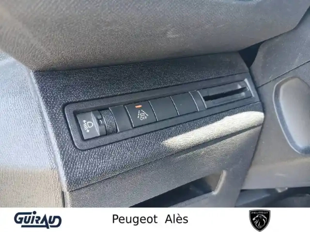 Peugeot 3008 bluehdi 130ch s&amp;s eat8 — photo 19