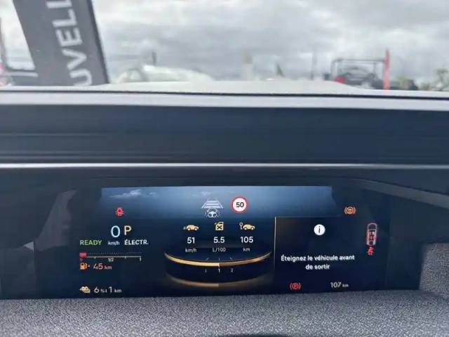 Citroën C5 Aircross hybride rechargeable 225 ch e-eat7 — photo 10