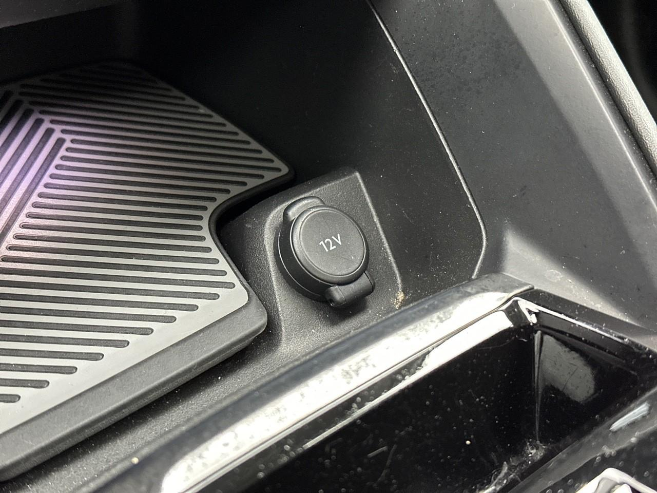 Citroën C4 puretech 130 s&s eat8 feel pack — photo 32