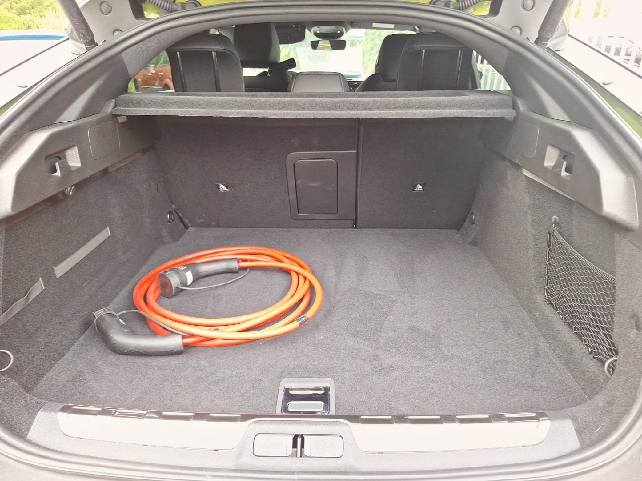 Peugeot 408 electrique 210ch gt exclusive (58kwh) — photo 6
