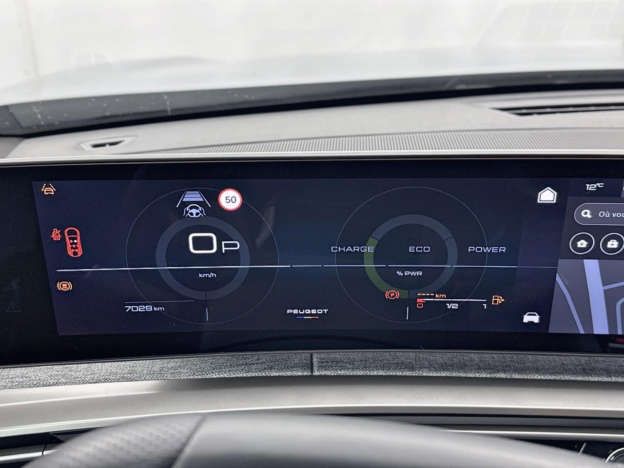 Peugeot 5008 hybrid 145 e-dcs6 gt — photo 23