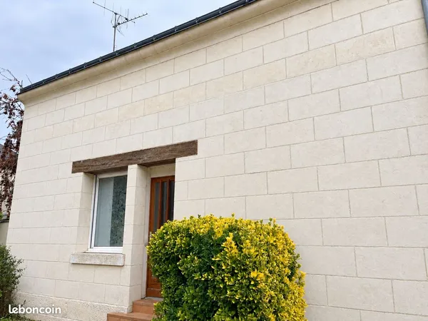 Maison / duplex centre ville Descartes