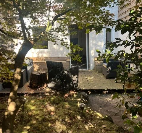 Type appartement local et double garage accolé