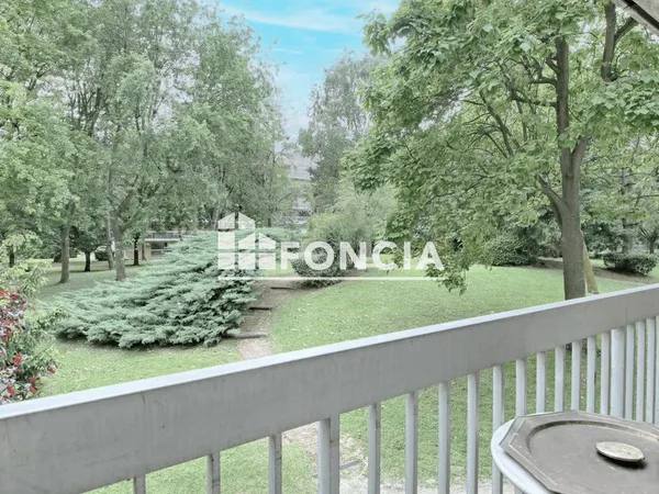 Exclusivité FONCIA : 3P de 68,74 m2 avec balcons, cave, parking