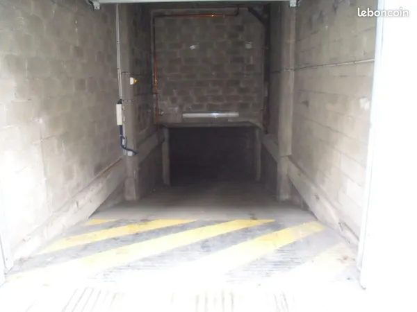 Garage Box