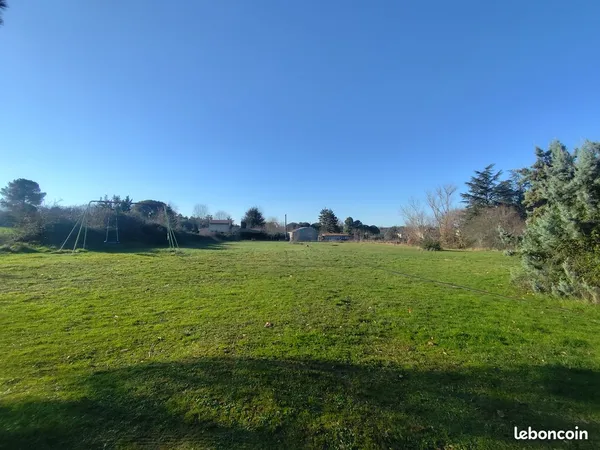 RARE A GRAULHET - 3200m2 DE TERRAIN A BATIR - 85 000