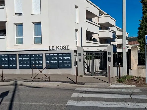 Vente parking en sous-sol d une résidence