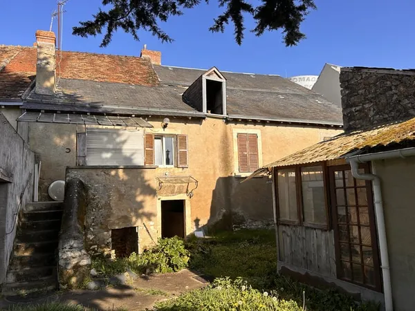 A VENDRE - Ensemble de deux maisons à rénover à Saint-Marcel