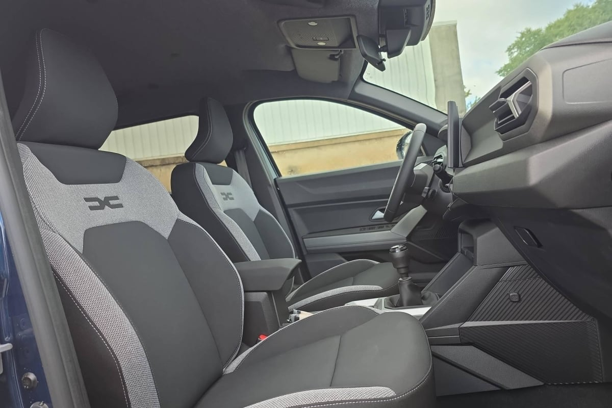 Dacia Bigster — photo 9