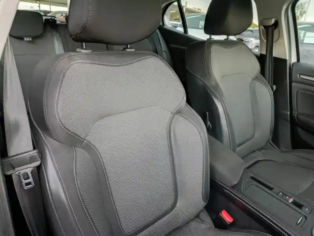 Renault Megane blue dci 115 edc evolution 5p — photo 14
