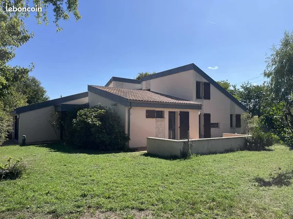 Maison 7 pièces 181 m²