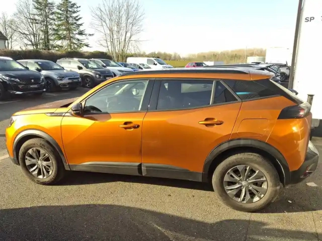 Peugeot 2008 puretech 100 s&amp;s bvm6 — photo 8