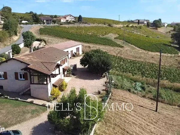 Villa 8 pièces 212 m²