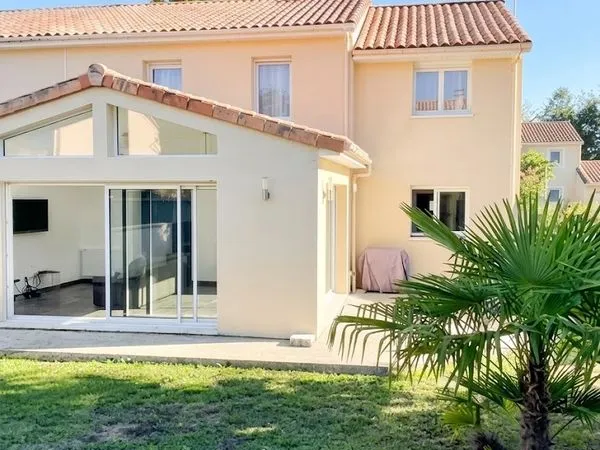 Pavillon 5 pièces 126 m²