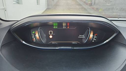 Peugeot 3008 1.2 PureTech 130 EAT6 - GT Line – 2018 – 88127 km – Essence – Boîte Automatique — photo 22