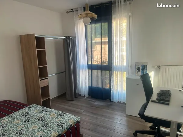 Logement de 80 m² en colocation pour 4 personnes