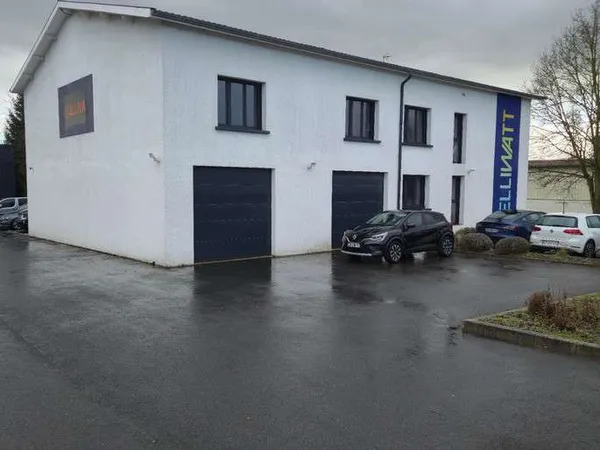 Locaux 672m² à vendre ZA Saint Martin sur le Pré