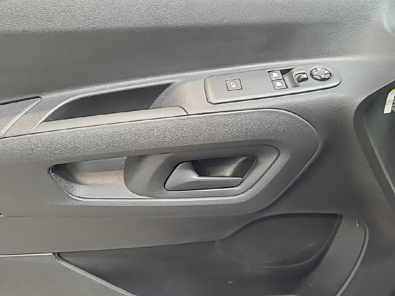 Peugeot Partner fourgon m 950 kg bluehdi 100 s&s bvm6 — photo 26
