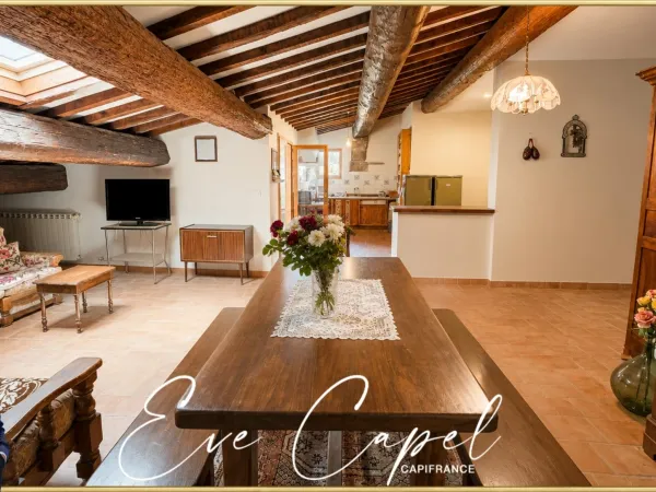 Maison 8 pièces 480 m²