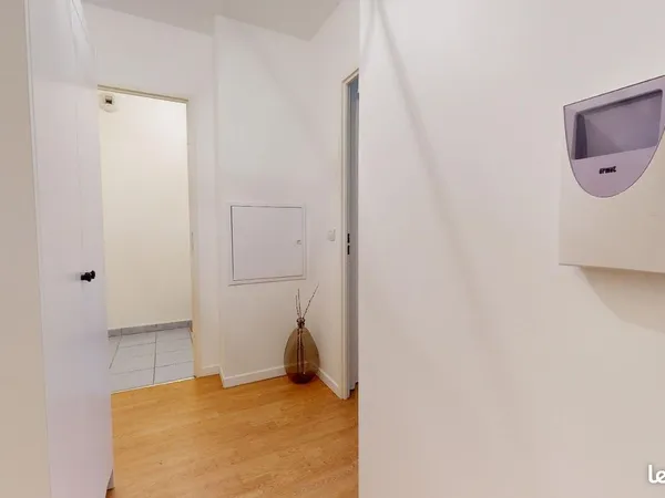 Studio meublé 36m2 avec place de parking