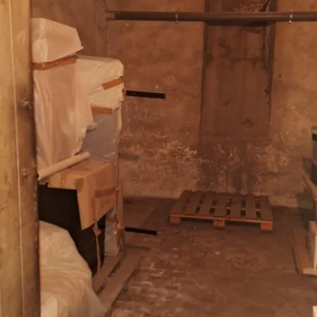 Loue cave 14,85m² Haute-Ville Toulon