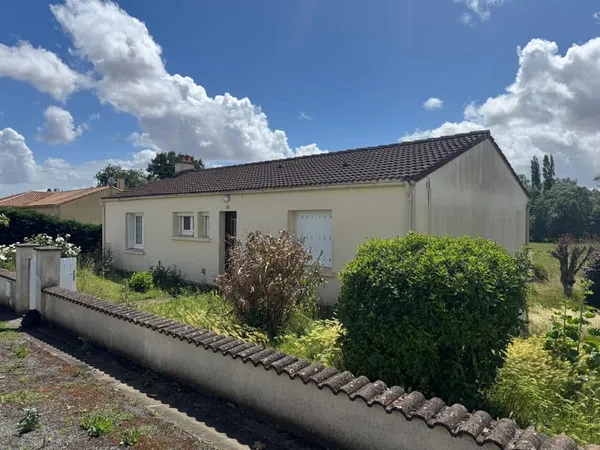 Maison 3 chambres avec jardin - 85210 SAINT JEAN D'HERMINE