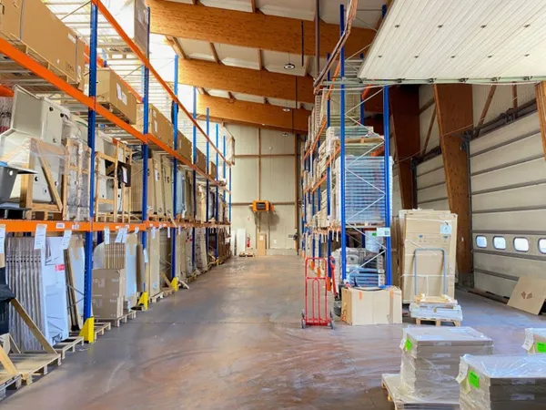 Local industriel 500 m²