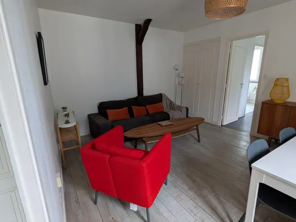 Coup de coeur au coeur du Vieux Tours ! Poussez la porte, et vous