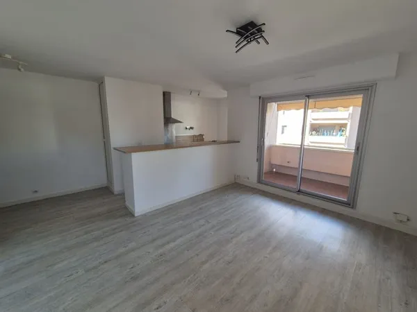 Appartement Location Castelnau-le-Lez 2p 44m² 934€