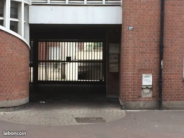 Location parking souterrain Lille Fives
