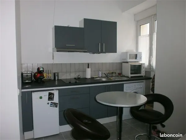 Studio 1 pièce 25 m²