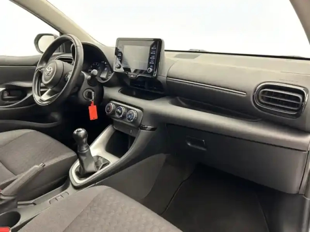 Toyota Yaris 70 vvt-i dynamic — photo 20