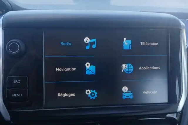 Peugeot 2008 1.2 puretech 110ch s&amp;s bvm5 — photo 22