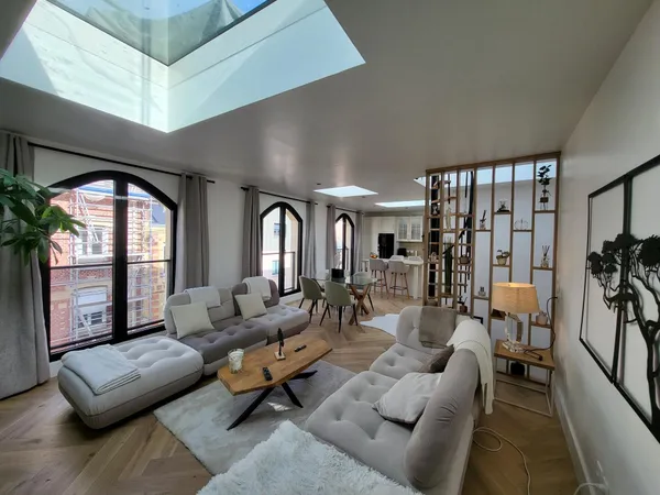Maison 7 pièces 166 m²