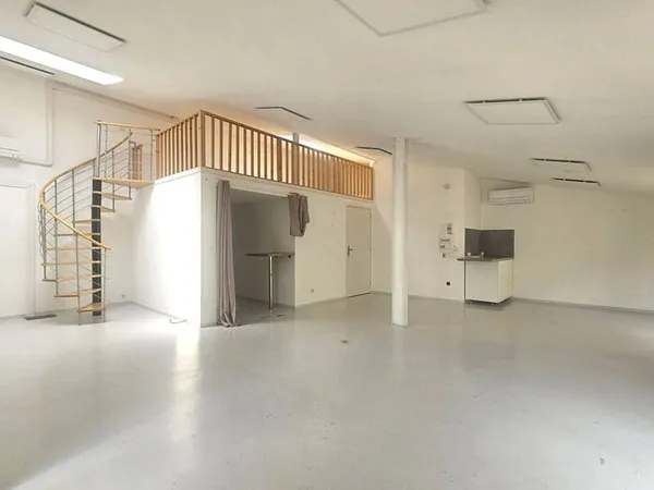 Local commercial 67 m²